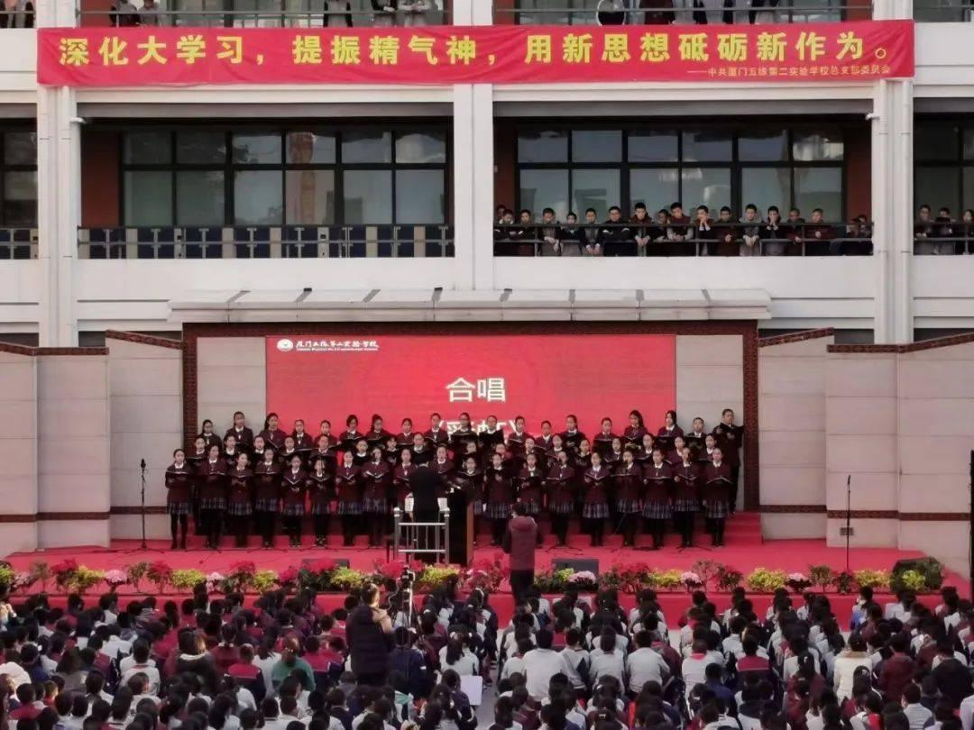 哥哥每月给我五千元让我照顾瘫痪的母亲，爱人不同意咋办？